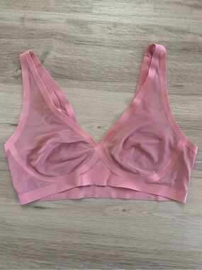 🔹EBY Sheer Bralette